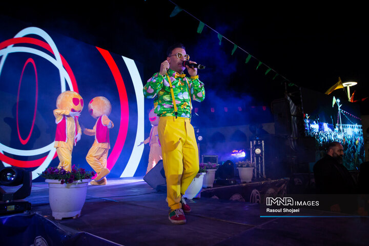 ویژه‌برنامه «راس ساعت ۸»