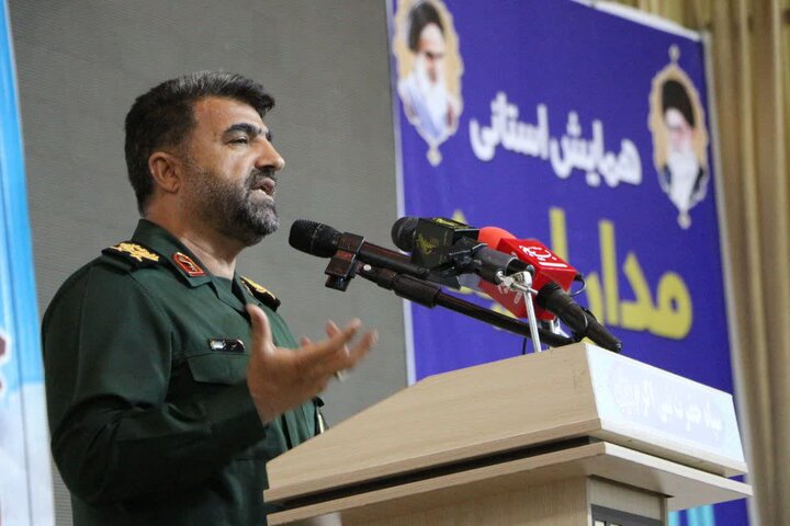 جوانان با وحدت و عزم جهادی گره‌گشای چالش‌های کشور هستند