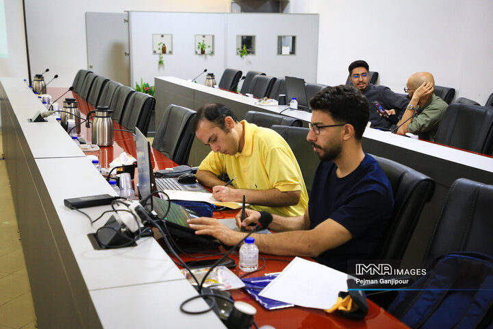 رویداد طراحی تمبر تخته فولاد اصفهان