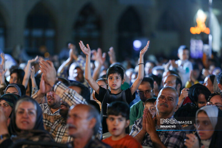 ویژه‌برنامه «رأس ساعت ۸»