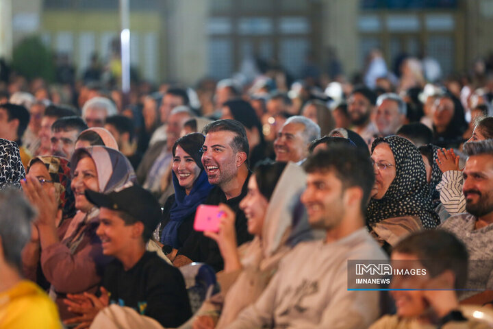 ویژه‌برنامه «رأس ساعت ۸»