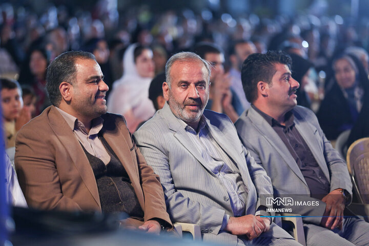 ویژه‌برنامه «رأس ساعت ۸»