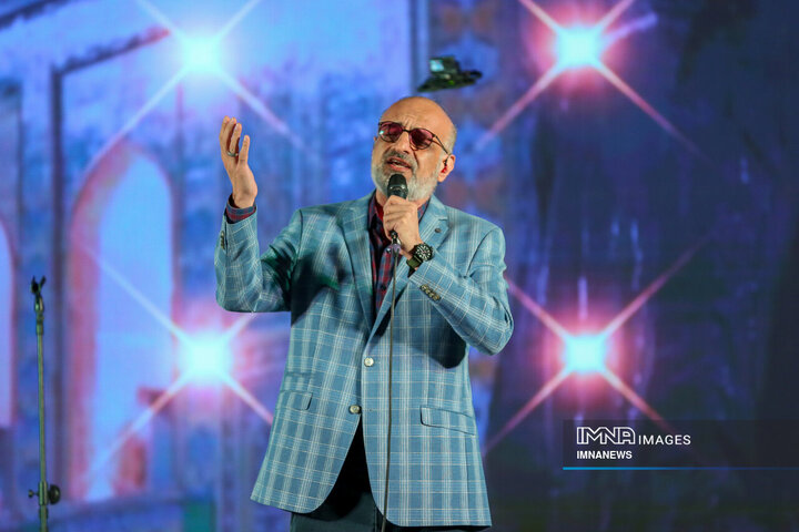 ویژه‌برنامه «رأس ساعت ۸»