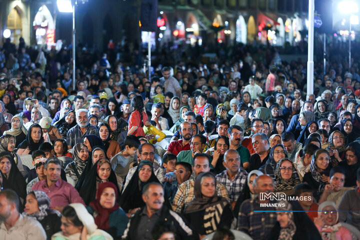 ویژه‌برنامه «رأس ساعت ۸»