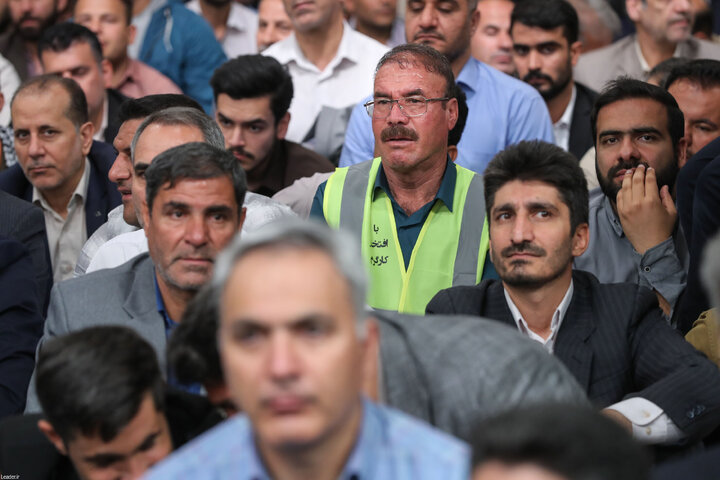 دیدار کارگران با رهبر انقلاب