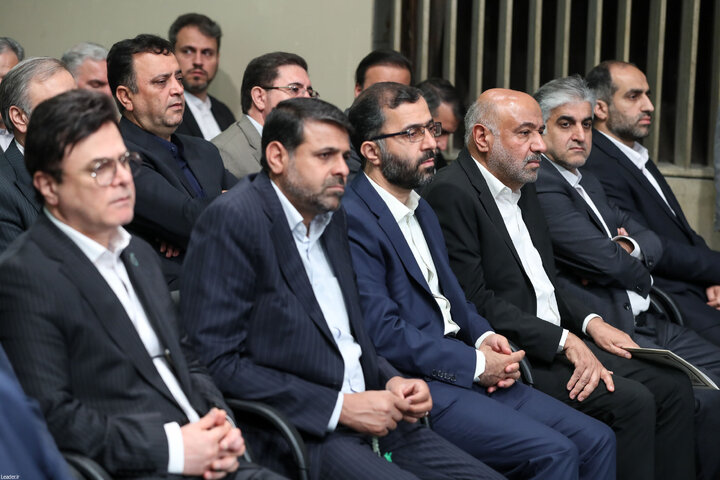 دیدار کارگران با رهبر انقلاب