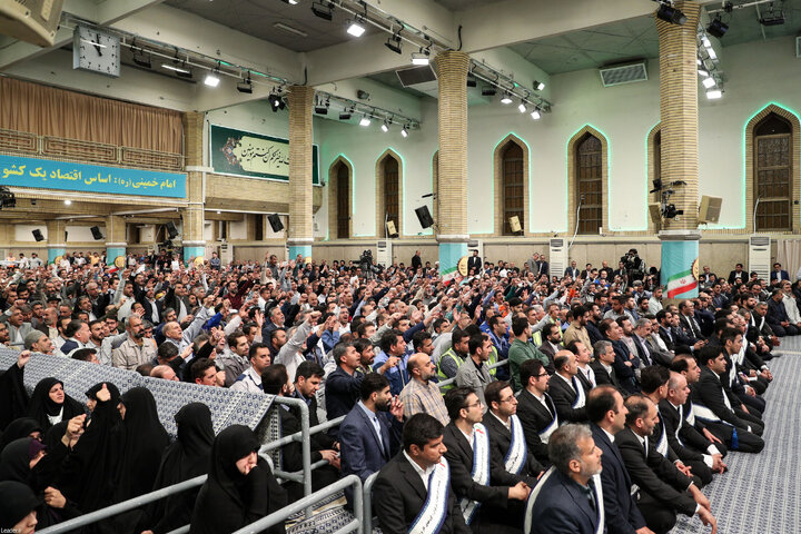 دیدار کارگران با رهبر انقلاب