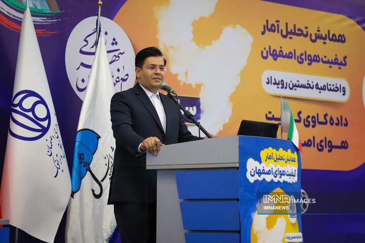 ۲۰۰۰ نفر برای احداث خط ۲ متروی اصفهان زیرِزمین مشغول کارند