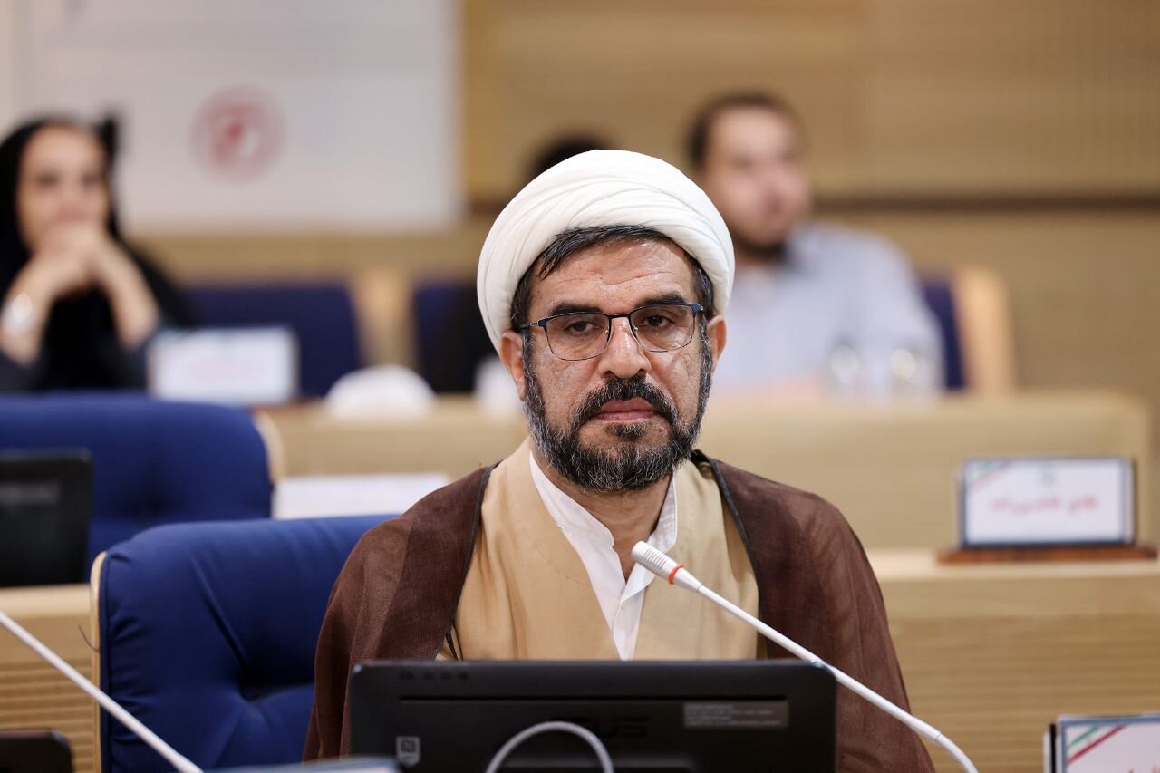 مشهد به درستی نقش فرهنگ را جدی گرفته است