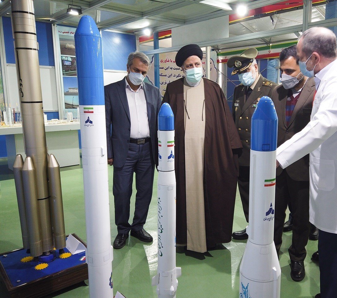 او پرچم ایران را در «ثریا» میخواست