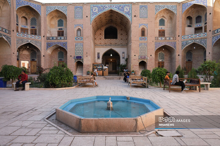 مجموعه گنجعلیخان کرمان