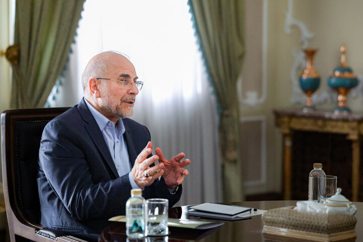 شهیدامیرعبداللهیان دیپلماتی حاضر در میدان و دیپلماسی بود