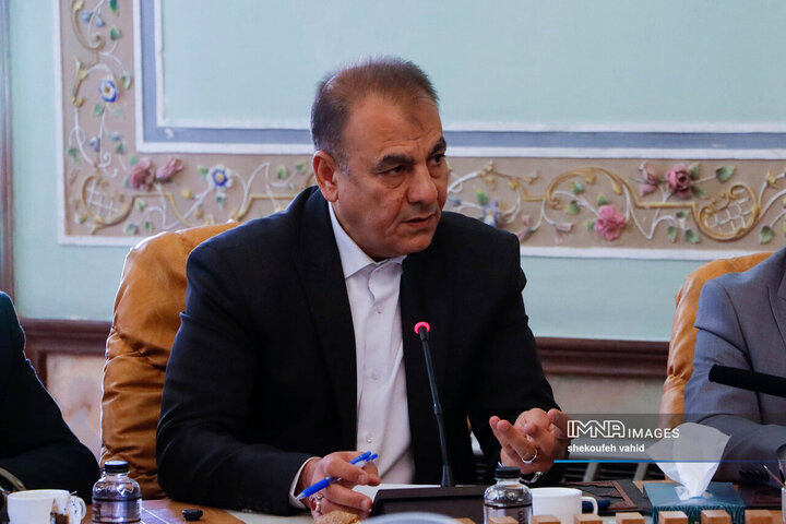 آئین اهدای تندیس یادبود انتخاب شهر اصفهان به‌عنوان پایتخت گردشگری شهرهای آسیایی