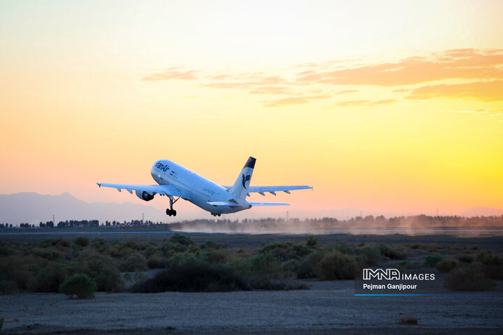 ازسرگیری پروازهای فرودگاه اصفهان پس از وقفه ۳۴ روزه