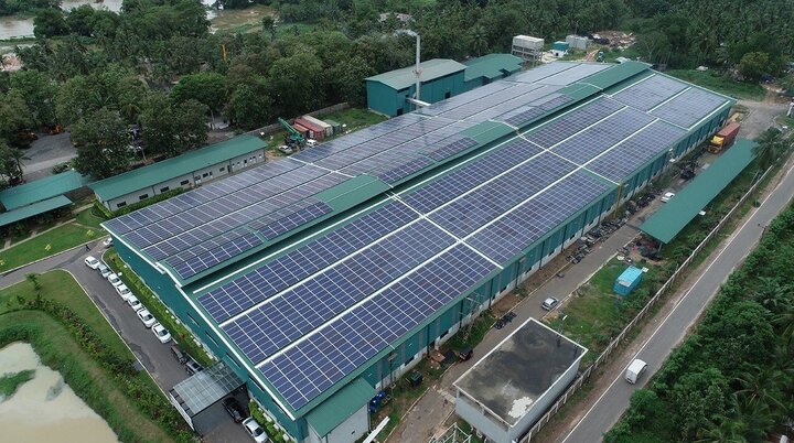 مشترکان صنعتی با احداث نیروگاه خورشیدی از برنامه مدیریت بار معاف می‌شوند