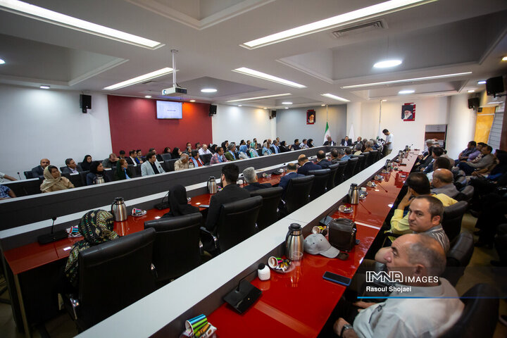 نشست تشریح برنامه‌های سال پایتختی گردشگری شهرهای آسیایی در اصفهان