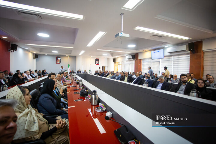 نشست تشریح برنامه‌های سال پایتختی گردشگری شهرهای آسیایی در اصفهان