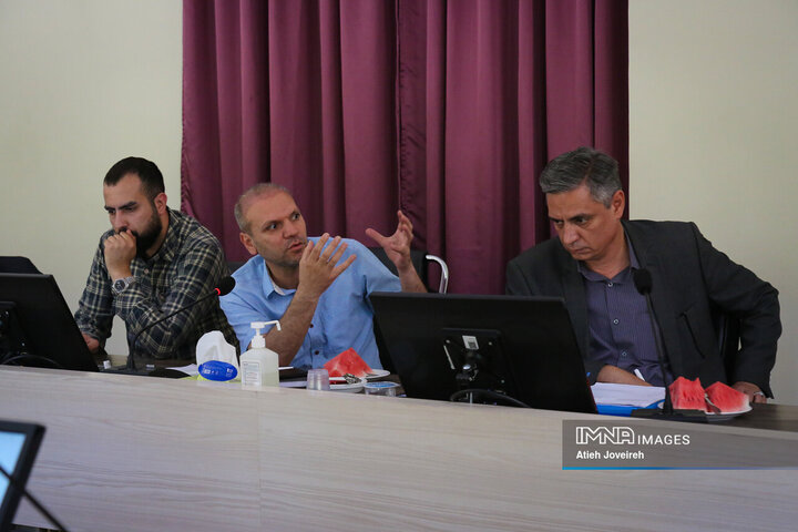 جلسه کمیسیون حمل‌و‌نقل شورای شهر اصفهان