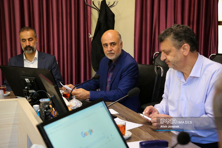 جلسه کمیسیون حمل‌و‌نقل شورای شهر اصفهان