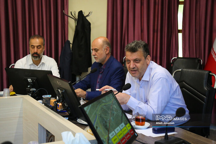 جلسه کمیسیون حمل‌و‌نقل شورای شهر اصفهان