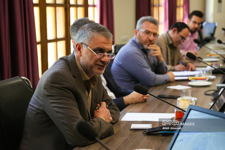 جلسه کمیسیون حمل‌و‌نقل شورای شهر اصفهان