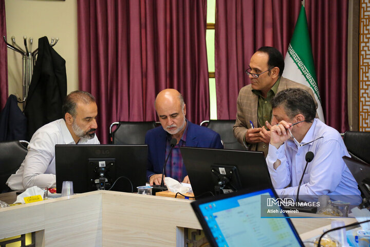 جلسه کمیسیون حمل‌و‌نقل شورای شهر اصفهان
