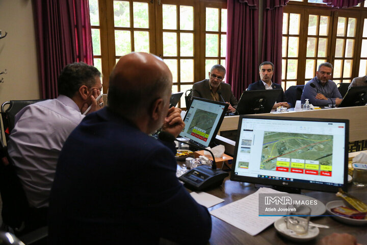 جلسه کمیسیون حمل‌و‌نقل شورای شهر اصفهان