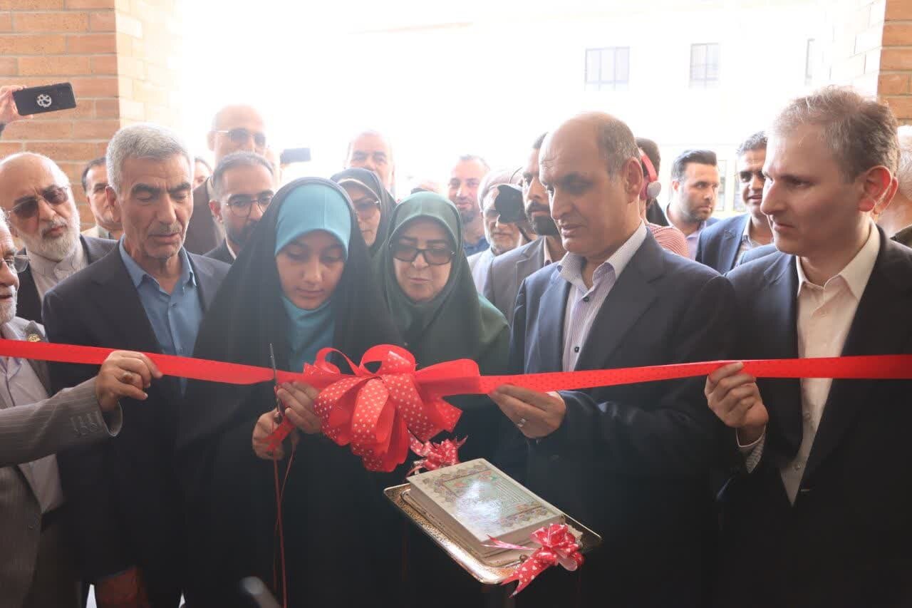 همه ما باید برای ساختن ایران تلاش کنیم