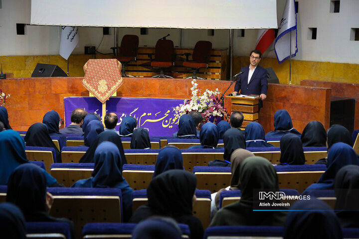 کارگاه آموزشی سومین جشنواره صنایع دستی خلاق دانش‌آموزی