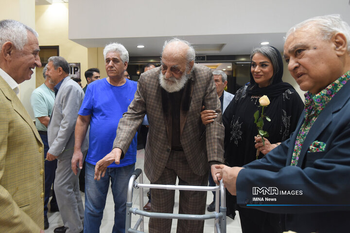 مراسم تجلیل از چهره های ماندگار ورزش ایران