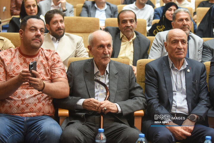 مراسم تجلیل از چهره های ماندگار ورزش ایران