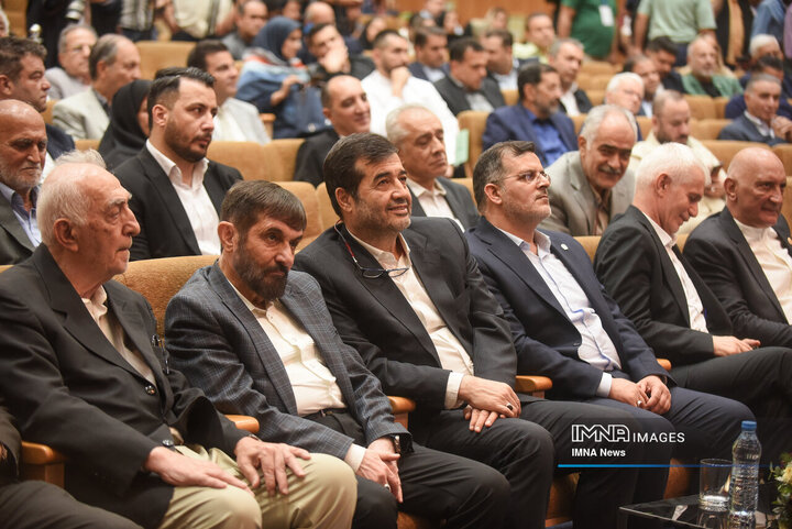 مراسم تجلیل از چهره های ماندگار ورزش ایران