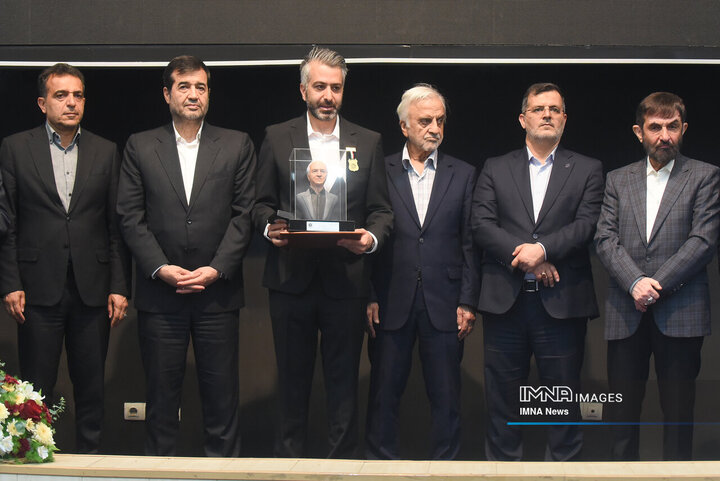 مراسم تجلیل از چهره های ماندگار ورزش ایران