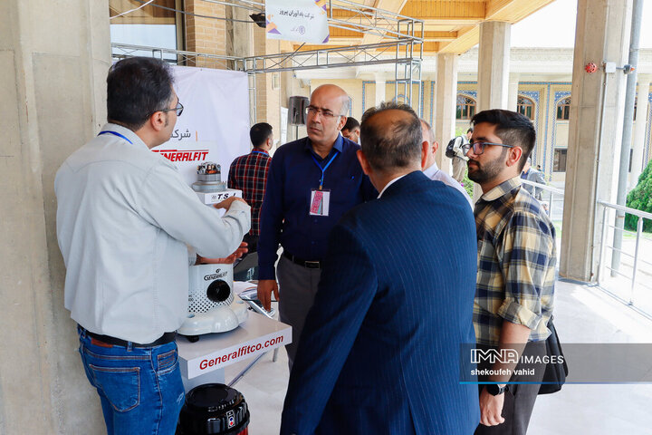 سومین رویداد کار و  فناوری «کار و تک»