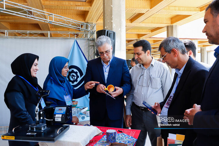 سومین رویداد کار و  فناوری «کار و تک»