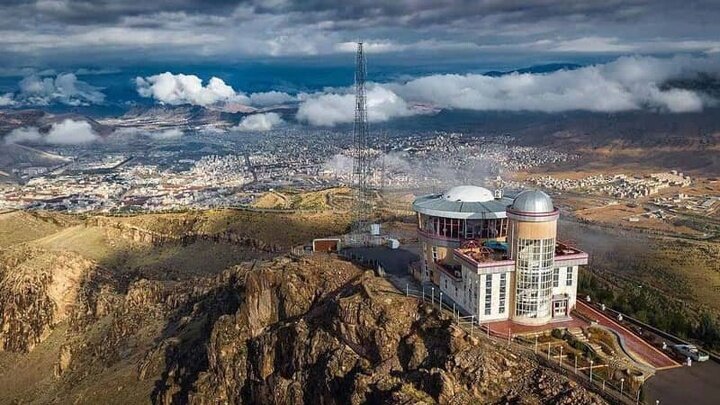 واگذاری‌های جدید در «بام خرم‌آباد» ممنوع شد/ تصمیمات سلیقه‌ای متوقف شود