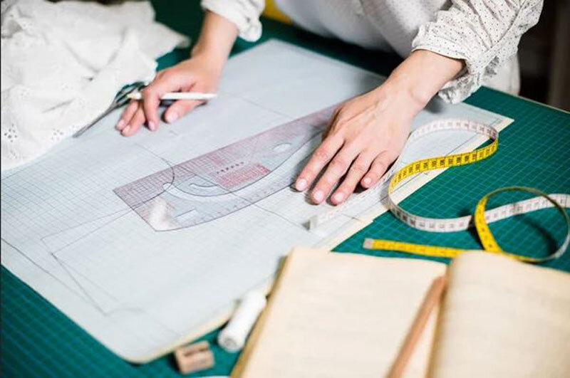 چه مهارت‌هایی برای طراحی و دوخت لباس لازم است؟