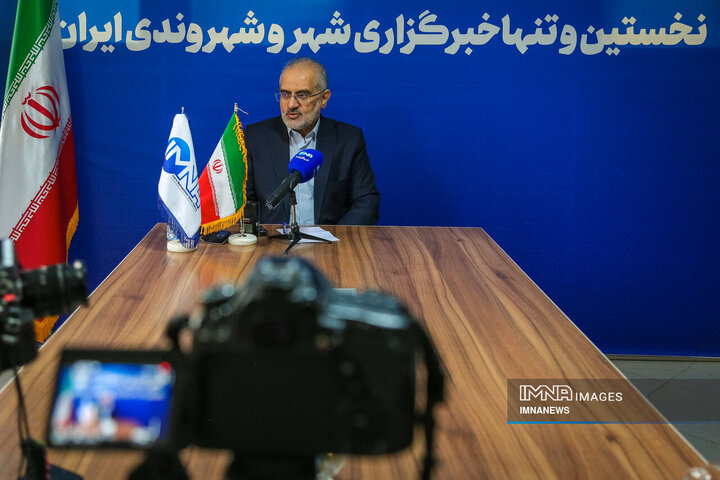 حضور معاون پارلمانی شهید جمهور در دفتر خبرگزاری ایمنا