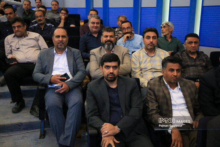 آیین بهره‌برداری از تصفیه‌خانه تکمیلی شمال شهر اصفهان