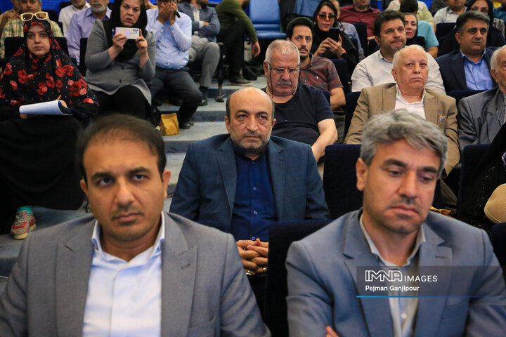 آیین بهره‌برداری از تصفیه‌خانه تکمیلی شمال شهر اصفهان