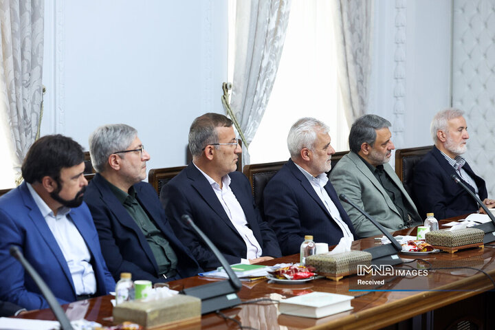 نشست رئیس جمهور با شهرداران کلان شهرهای کشور