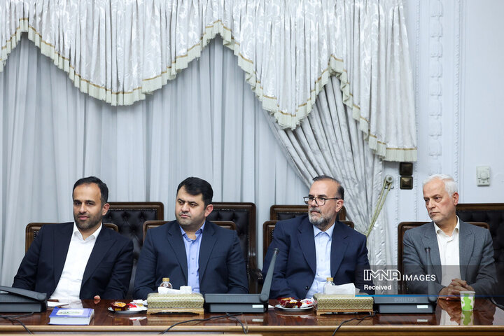 نشست رئیس جمهور با شهرداران کلان شهرهای کشور