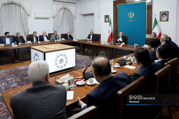 نشست رئیس جمهور با شهرداران کلان شهرهای کشور