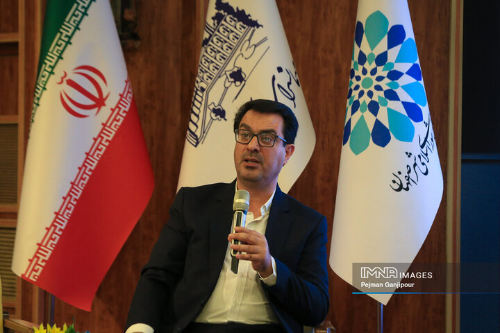 مصارف مجموعه شهرداری اصفهان تا سال ۱۴۰۵ از طریق انرژی خورشیدی تأمین می‌شود