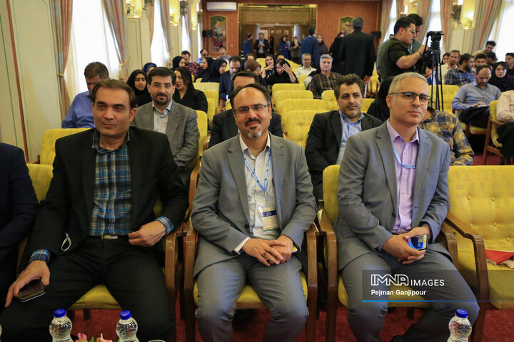 پنل «شهرآیند» جشنواره بین‌المللی فن‌آفرینی شیخ بهایی