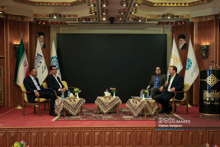 پنل «شهرآیند» جشنواره بین‌المللی فن‌آفرینی شیخ بهایی