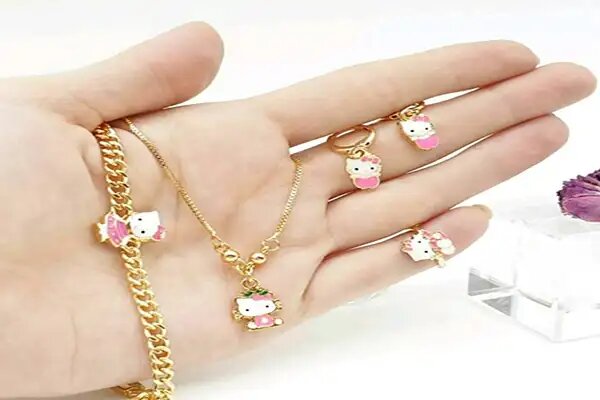 خرید طلای بچگانه با قیمت مناسب و به صورت اقساطی با گالری هومن