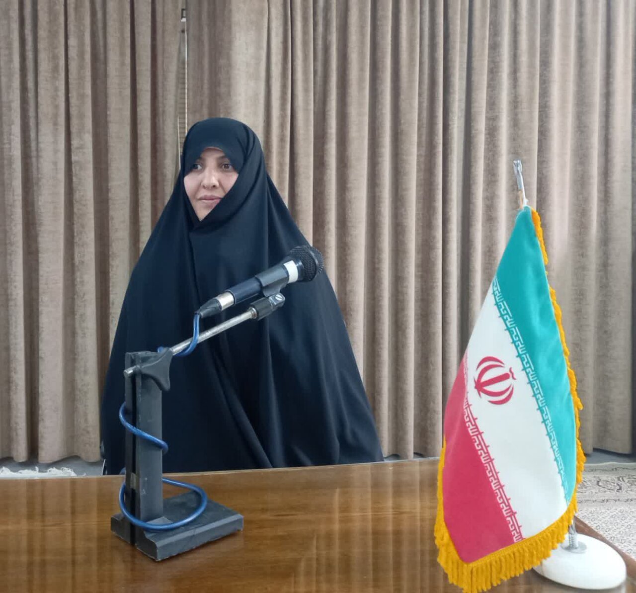 مادر، همنفس آفرینش از پرورش جان تا ساختن جهان