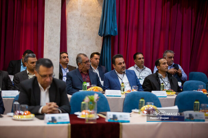 نشست تخصصی مدیران عامل و رؤسای سازمان‌ها و شرکت‌های مدیریت پسماند شهرداری‌های کشور