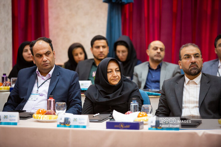 نشست تخصصی مدیران عامل و رؤسای سازمان‌ها و شرکت‌های مدیریت پسماند شهرداری‌های کشور